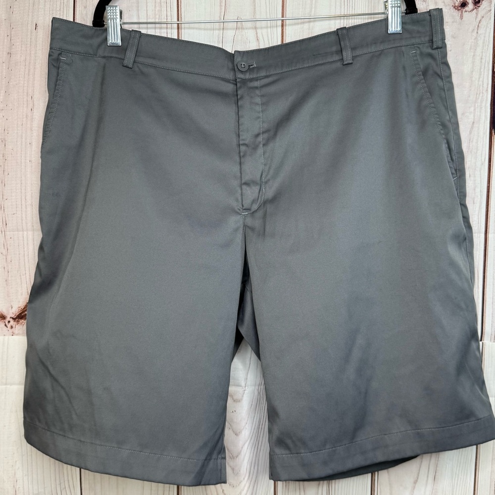 Nike dry-fit golf shorts Checkered